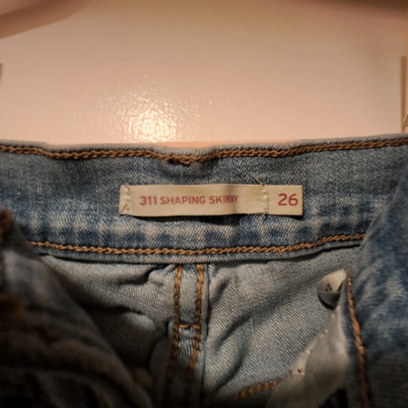 Women's Levi's 311 Shaping Skinny Jeans US Size 26 | Light Blue Denim Jeans - Picture 7 of 7